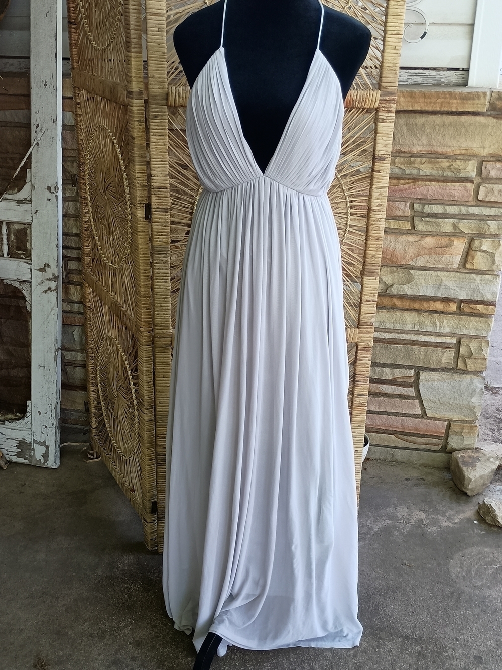 Tobi White Plunge Maxi Dress with Spaghetti Straps_S